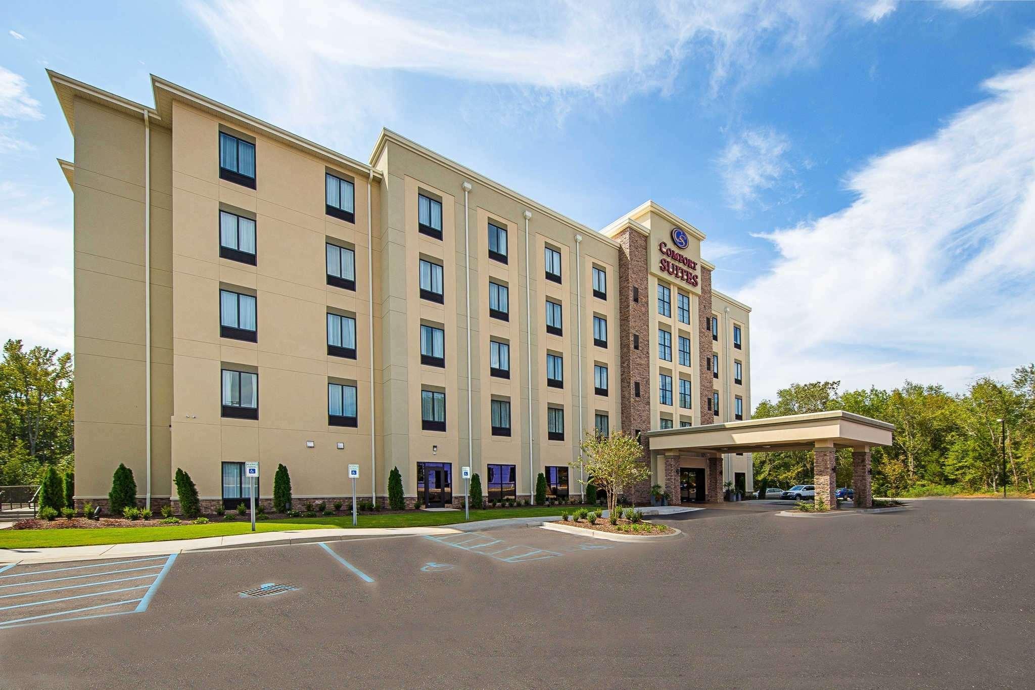Comfort Suites Greenville South Piedmont Exterior photo