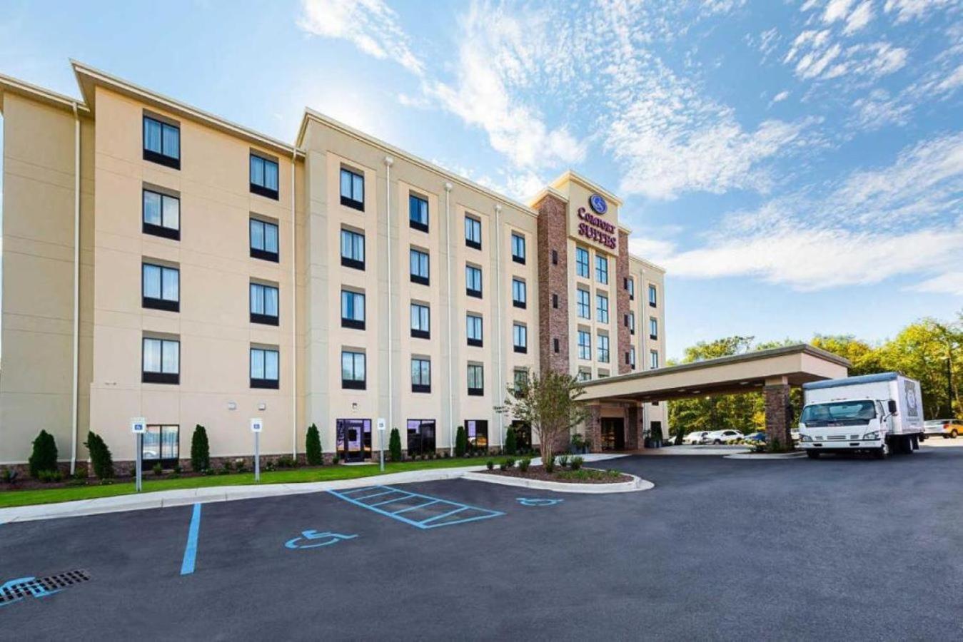 Comfort Suites Greenville South Piedmont Exterior photo